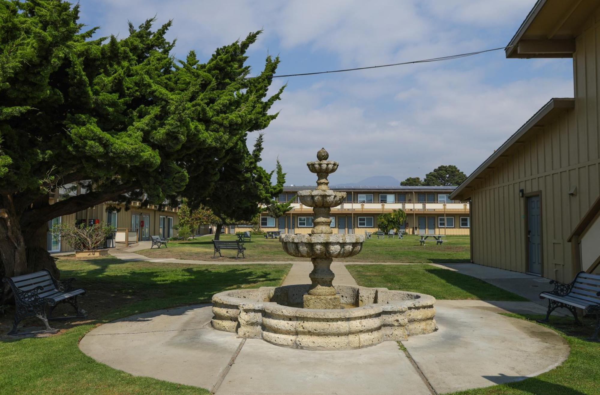 Silver Surf Motel San Simeon Exterior foto