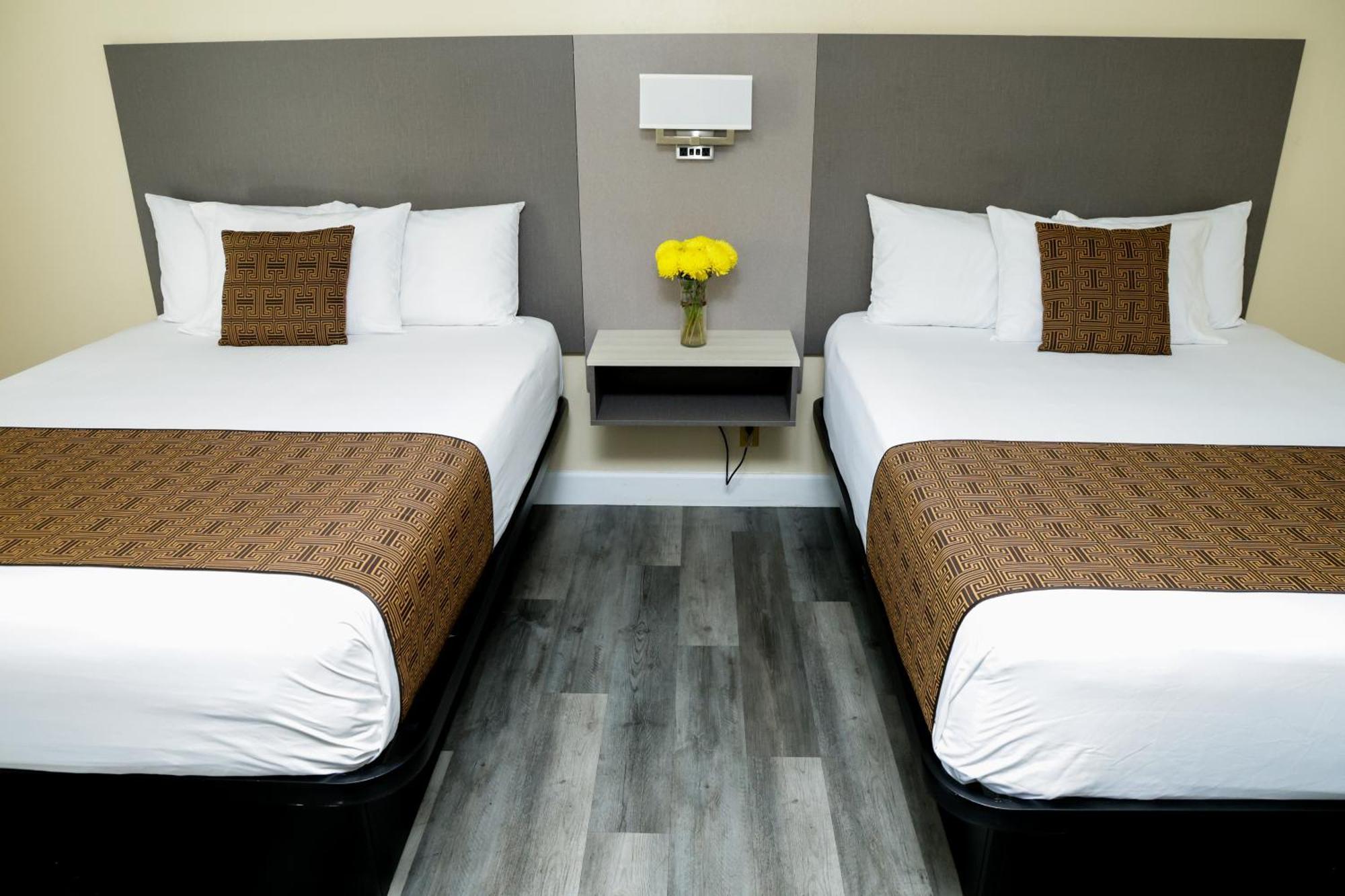 Silver Surf Motel San Simeon Exterior foto